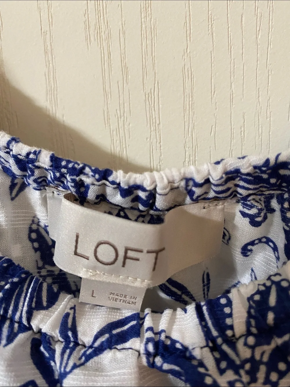 LOFT White and Blue Floral Paisley Peasant  100% cotton Blouse Size L